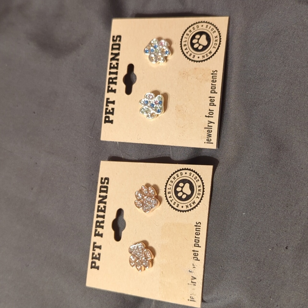 Pet Friends. 2 Different ones. One is Silvertone. Other is Gold tone.  SALE